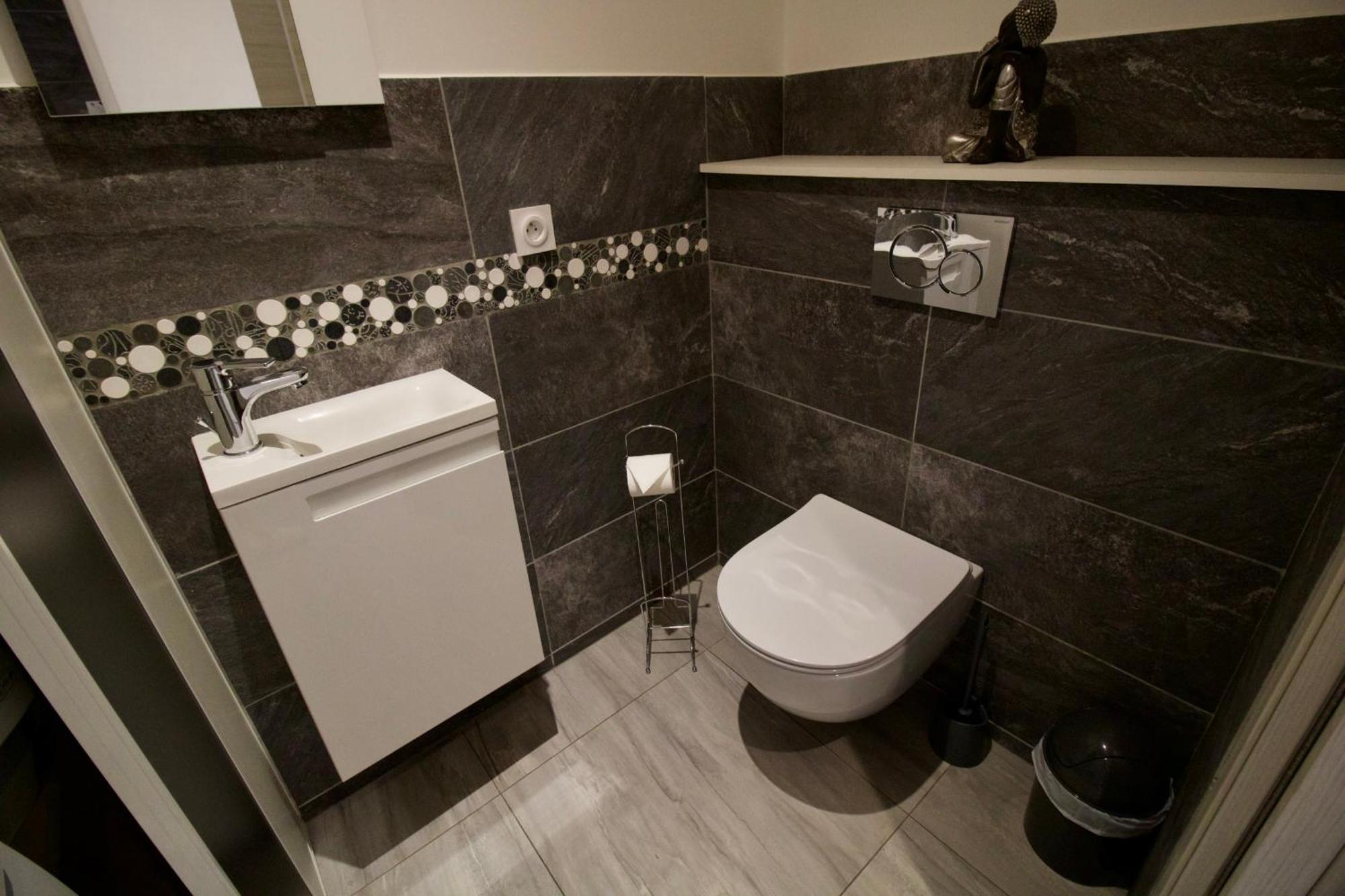4 Bedrooms 4 Bathrooms Terrace Кан Екстериор снимка